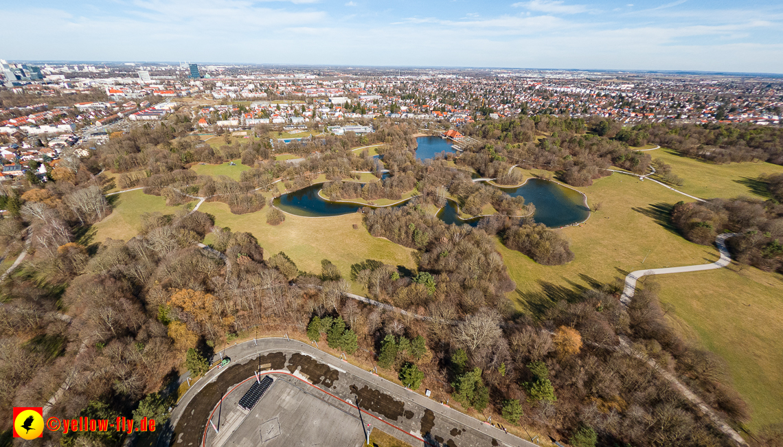 20.02.2023 -  Ostparksee und Schule am Strehleranger mit Umgebung in Neuperlach